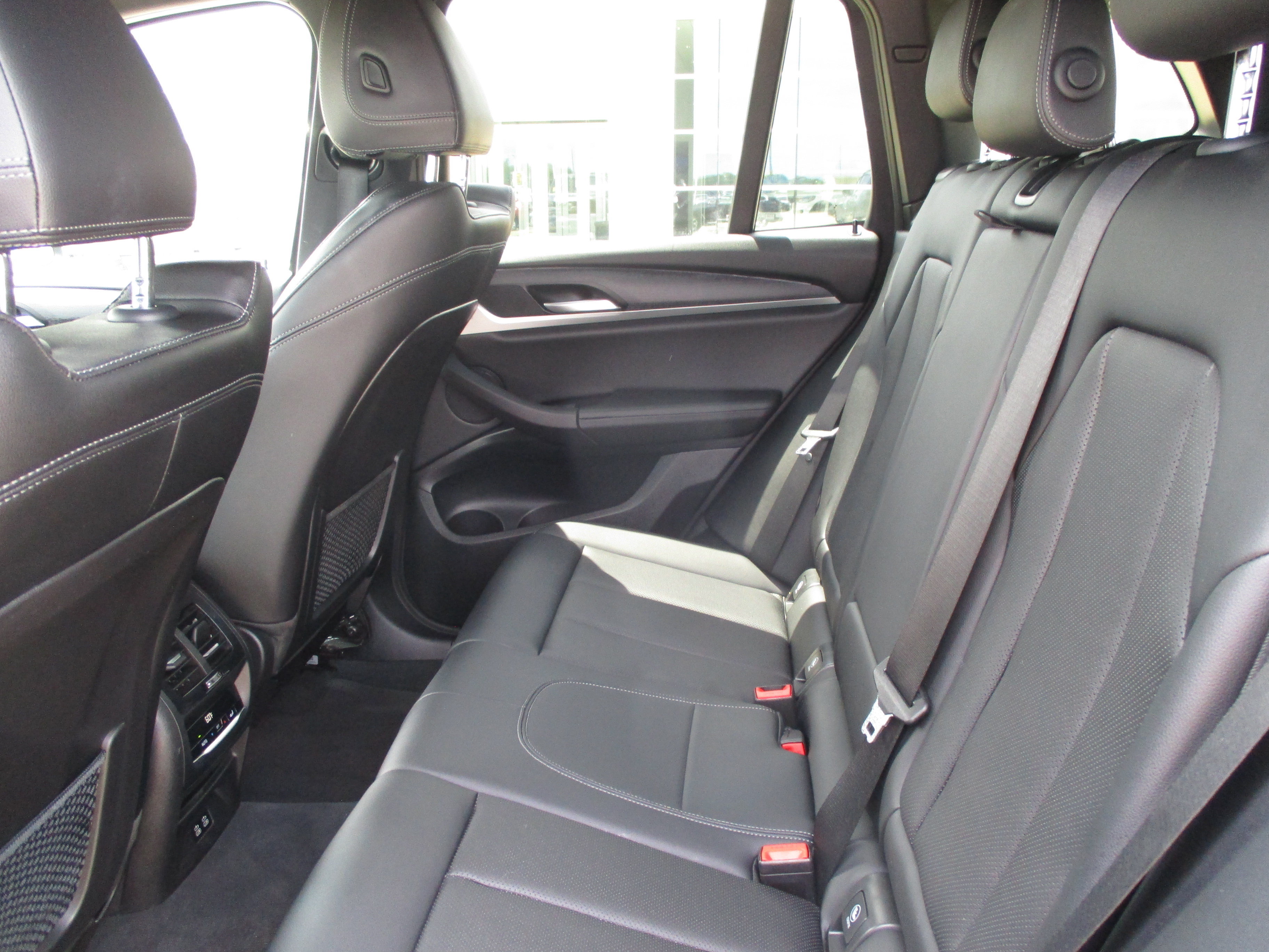 Used 2024 BMW X3 xDrive30i AWD/4WD image 36