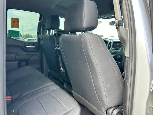 Used 2019 Chevrolet Silverado 1500 Custom Trail Boss w/ Custom Convenience Package AWD/4WD image 17