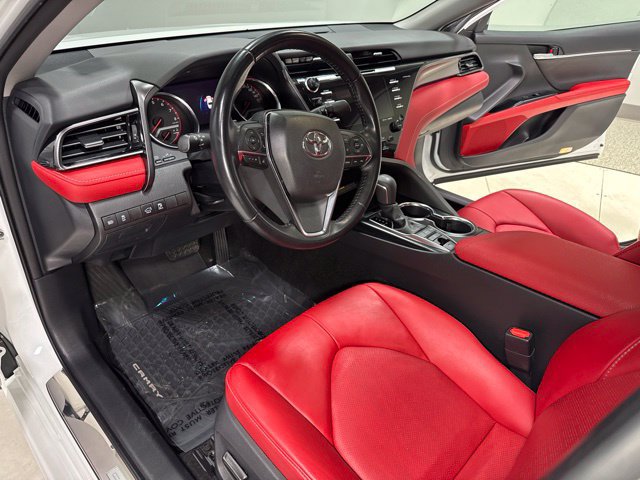 Used 2019 Toyota Camry XSE FWD image 13