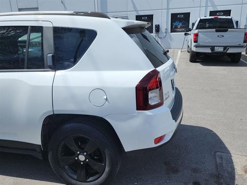 Used 2016 Jeep Compass Sport w/ Power Value Group image 10