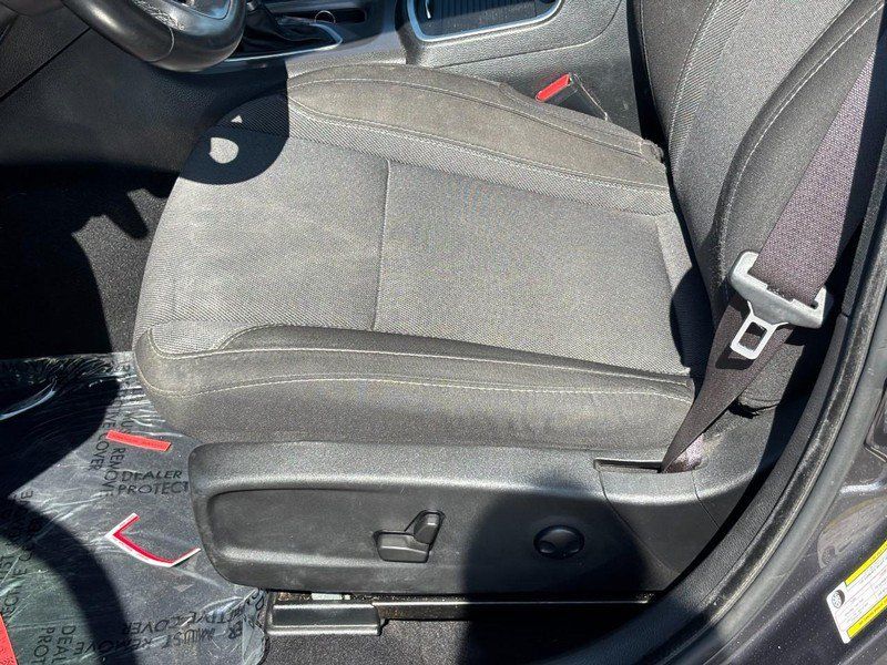 Used 2022 Dodge Charger SXT RWD image 16