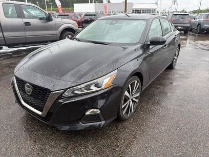 Certified 2022 Nissan Altima 2.5 SR