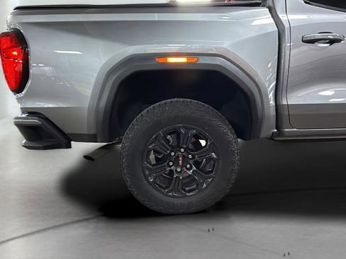 Used 2024 GMC Canyon Elevation w/ Elevation Premium Package image 24