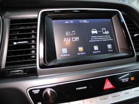 Used 2018 Hyundai Sonata SE image 15