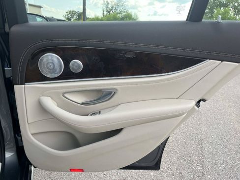 Certified 2019 Mercedes-Benz E 300 image 21