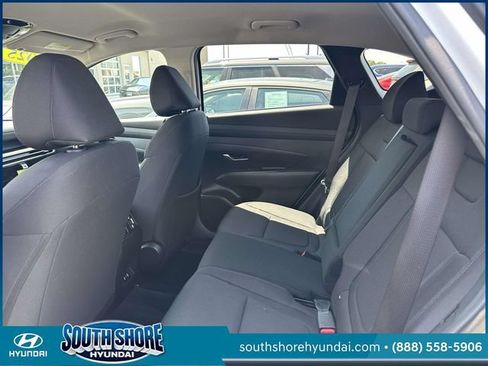 Certified 2025 Hyundai Tucson SEL AWD/4WD image 13
