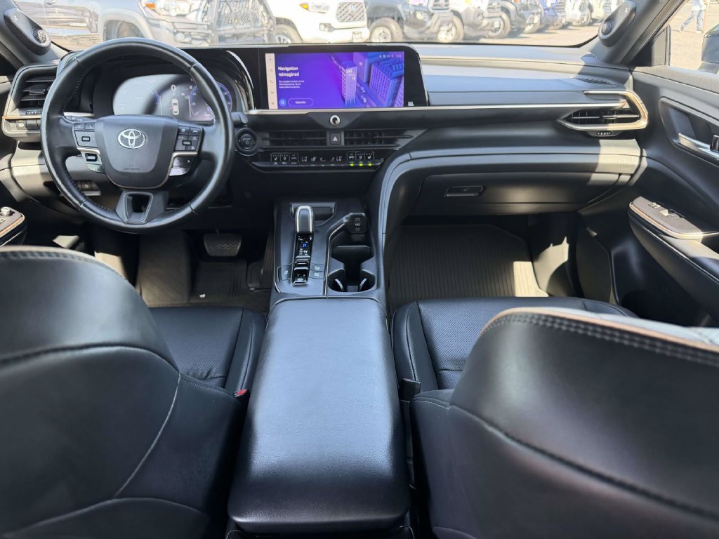 Certified 2023 Toyota Crown AWD/4WD image 2