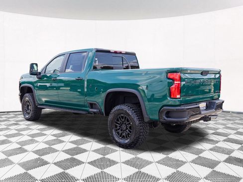New 2026 Chevrolet Silverado 2500 ZR2 w/ LPO, Dark Essentials Package AWD/4WD image 15
