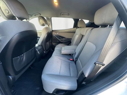 Used 2018 Hyundai Santa Fe Sport image 13