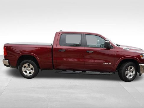 Used 2025 RAM 1500 Big Horn AWD/4WD image 2