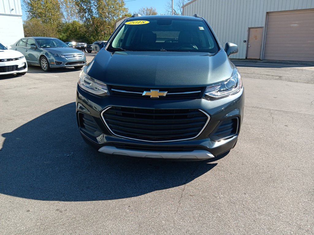 Used 2018 Chevrolet Trax LT w/ LT Convenience Package FWD image 10