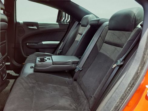 Used 2020 Dodge Charger GT w/ Plus Group RWD image 8