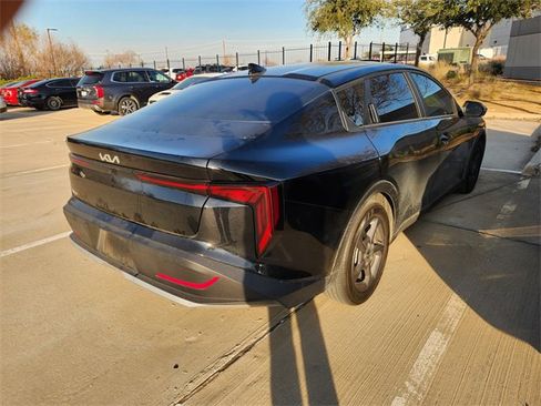 Certified 2025 Kia K4 LXS image 4