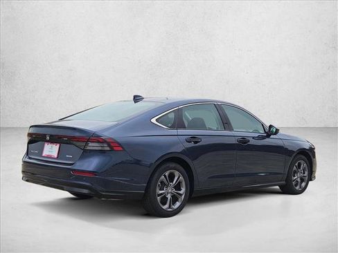 Used 2025 Honda Accord EX-L image 5