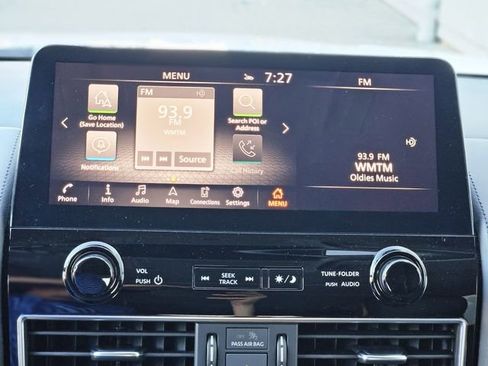 Used 2024 Nissan Armada SL w/ Captain's Chairs Package RWD image 23