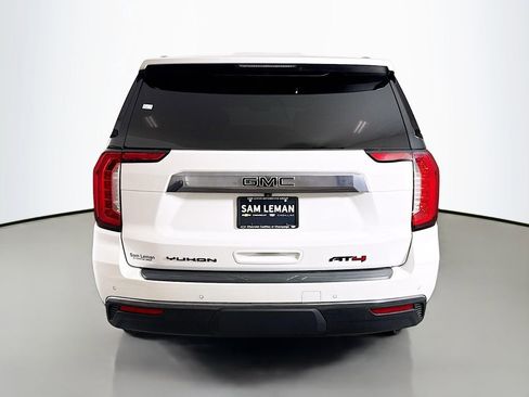 Used 2024 GMC Yukon AT4 w/ Technology Package image 6