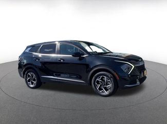 Used 2025 Kia Sportage LX FWD video 2