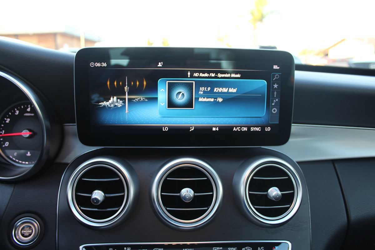 Used 2019 Mercedes-Benz C 300 Sedan image 27