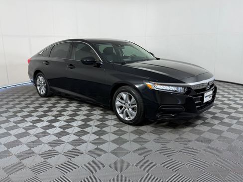Used 2020 Honda Accord LX image 7