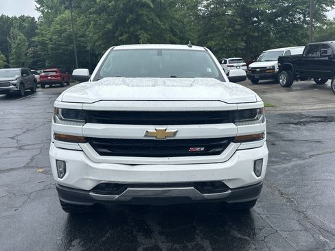 Used 2018 Chevrolet Silverado 1500 LT w/ All Star Edition AWD/4WD image 2