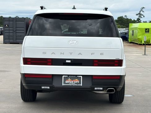 Used 2026 Hyundai Santa Fe SEL AWD/4WD image 4