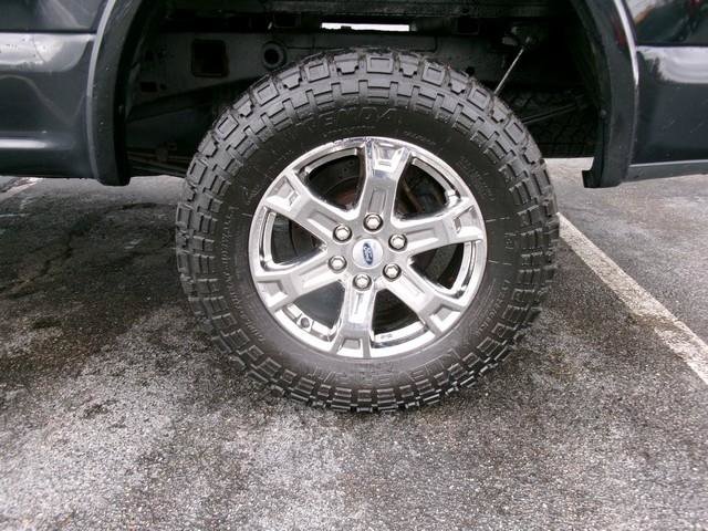 Used 2016 Ford F150 XLT w/ Equipment Group 302A Luxury AWD/4WD image 9