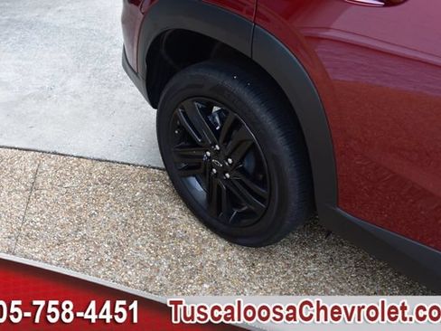 Used 2024 Chevrolet Trax ACTIV w/ Sunroof Package FWD image 15