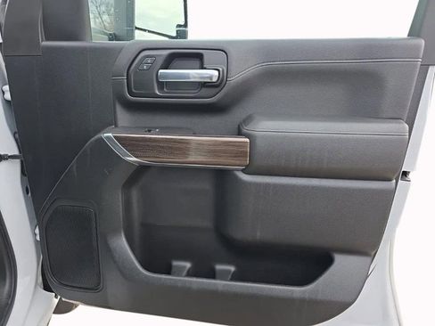 Used 2020 Chevrolet Silverado 2500 LT w/ All Star Edition image 19