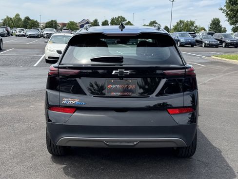 Used 2023 Chevrolet Bolt EUV LT image 10
