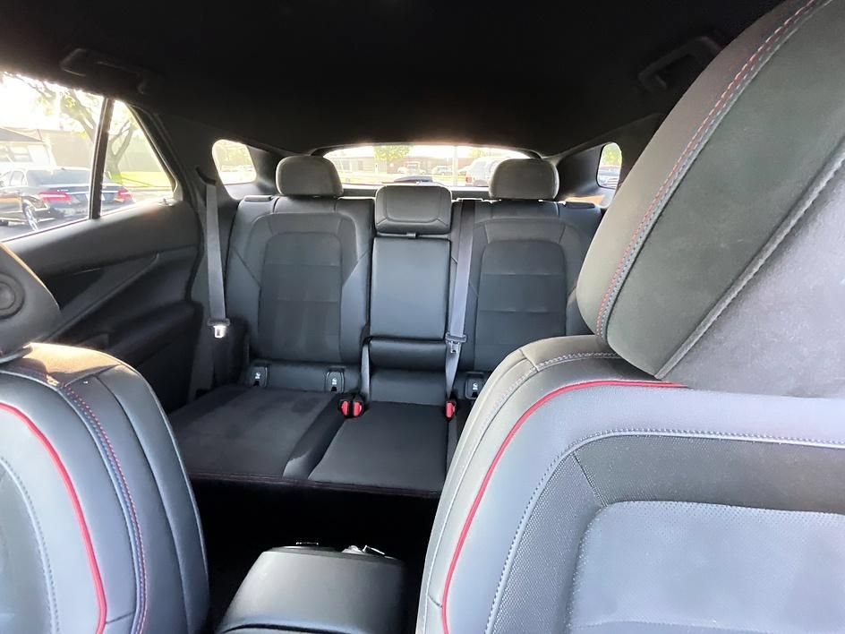 Used 2024 Chevrolet Blazer EV RS AWD/4WD image 28