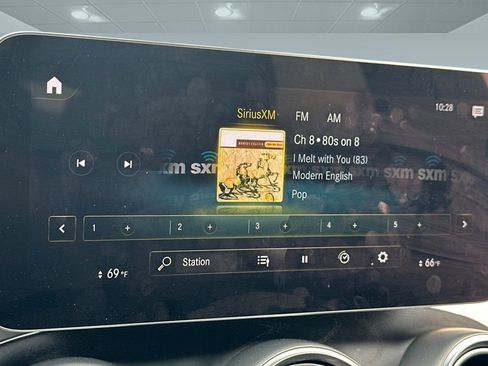 Used 2023 Mercedes-Benz GLC 300 4MATIC Coupe image 27