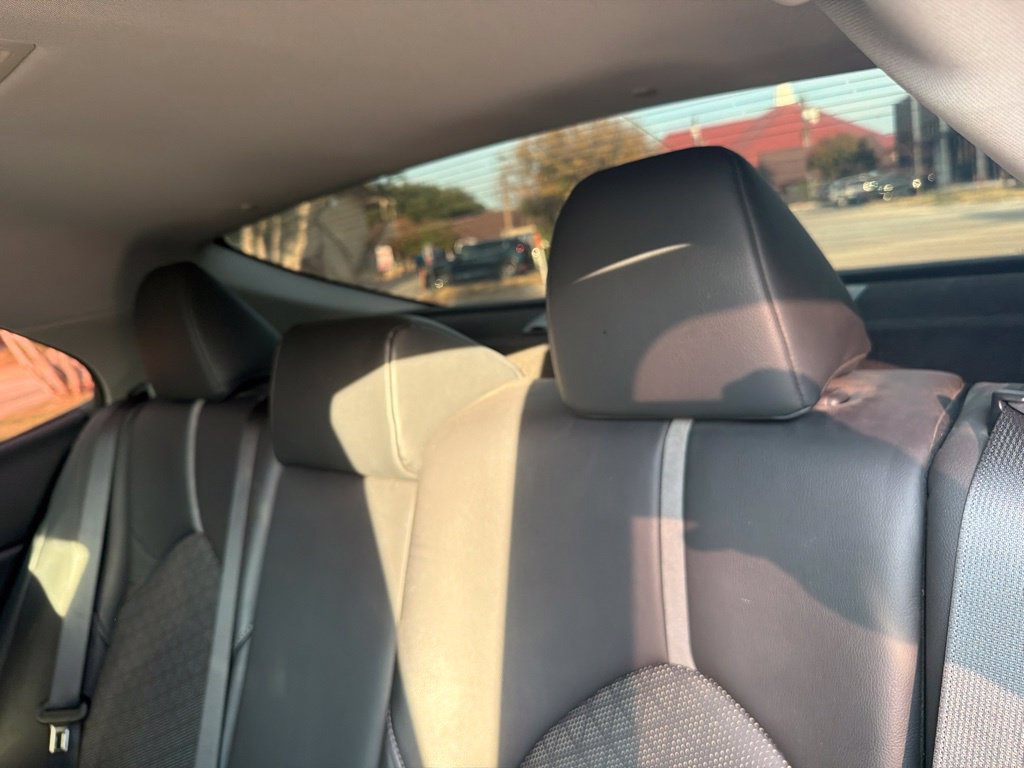 Used 2019 Toyota Camry XSE FWD image 12