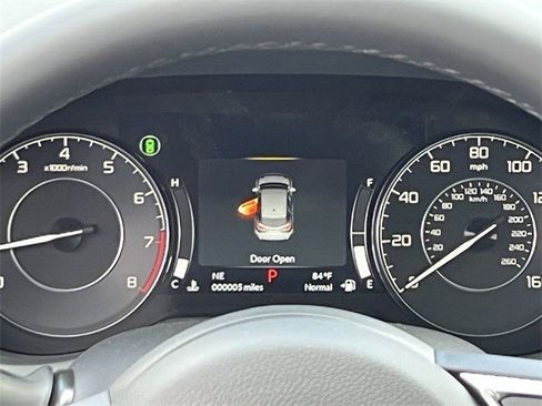 Used 2025 Acura RDX w/ Technology Package image 17