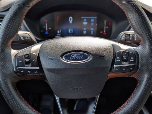 Used 2025 Ford Escape ST-Line AWD/4WD image 25