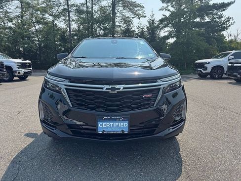 Certified 2023 Chevrolet Equinox RS AWD/4WD image 2