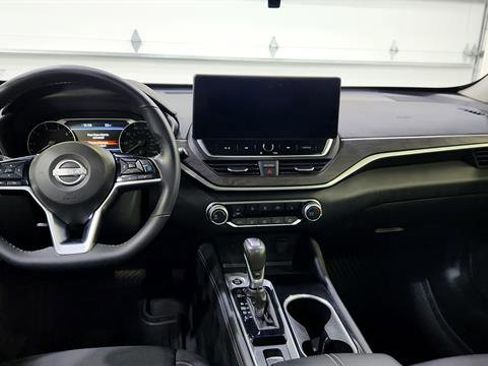 Certified 2024 Nissan Altima 2.5 SV w/ SV Premium Package image 25