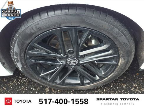 Used 2025 Toyota Camry SE image 10