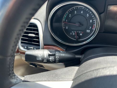 Used 2011 Jeep Grand Cherokee Limited AWD/4WD image 41