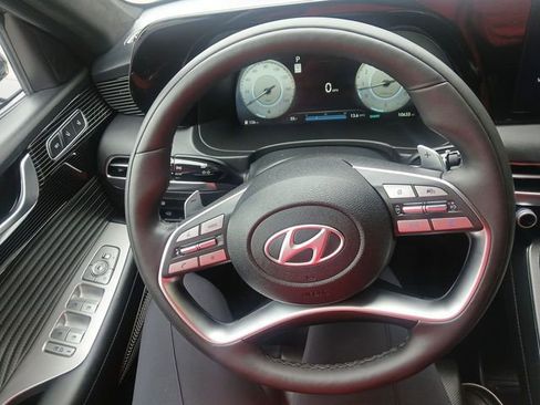 Used 2025 Hyundai Palisade Calligraphy AWD/4WD image 14