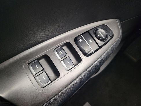 Used 2017 Kia Optima LX FWD image 27