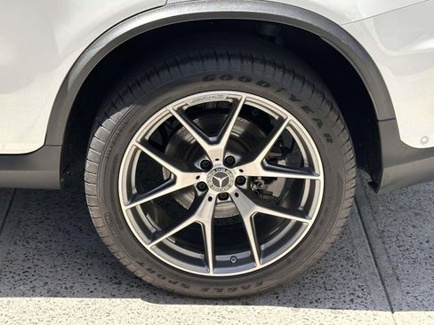 Used 2022 Mercedes-Benz GLC 300 4MATIC image 13