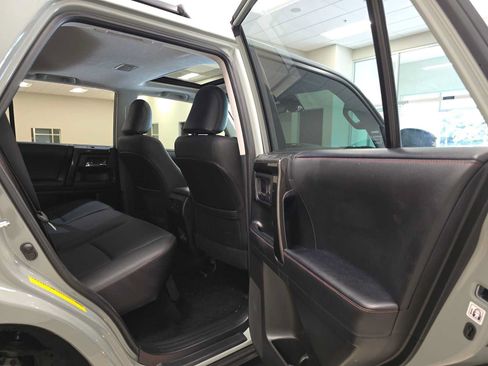 Certified 2023 Toyota 4Runner TRD Off-Road Premium w/ Moonroof Package AWD/4WD image 27