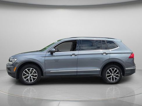 Used 2020 Volkswagen Tiguan SE AWD/4WD image 3