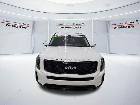 Used 2022 Kia Telluride EX w/ EX Premium Package AWD/4WD image 8