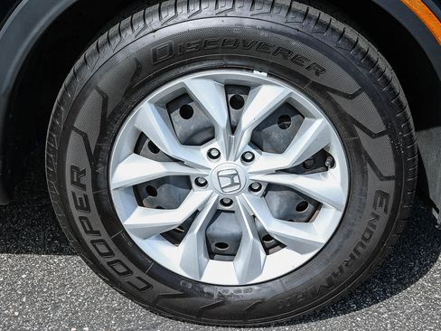 Used 2025 Honda CR-V LX image 12