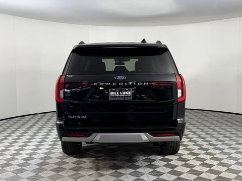 Used 2025 Ford Expedition Platinum w/ Driver's Package image 8