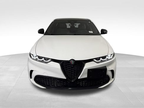 Used 2024 Alfa Romeo Tonale Veloce AWD/4WD image 9