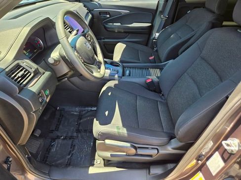 Certified 2021 Honda Passport Sport image 13