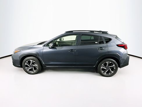 Used 2024 Subaru Crosstrek 2.0i Premium image 4