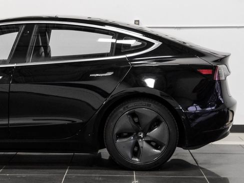 Used 2018 Tesla Model 3 Long Range image 19